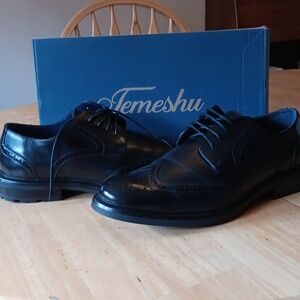 Classic Black Oxford Shoes